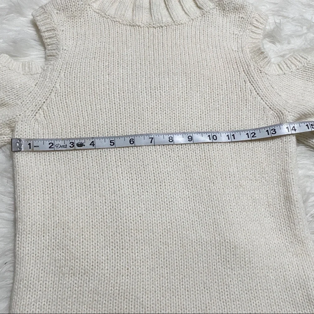 EXPRESS Cream Sweater - Picture 5 of 5